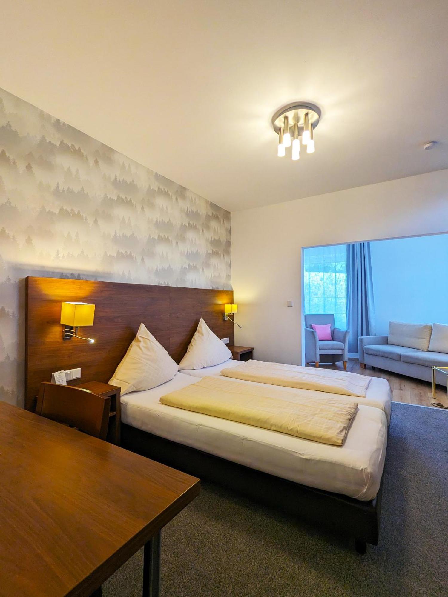 Hotel Berghof Wasserkuppe & Gaestehaus Fuldaquelle Gersfeld Room photo