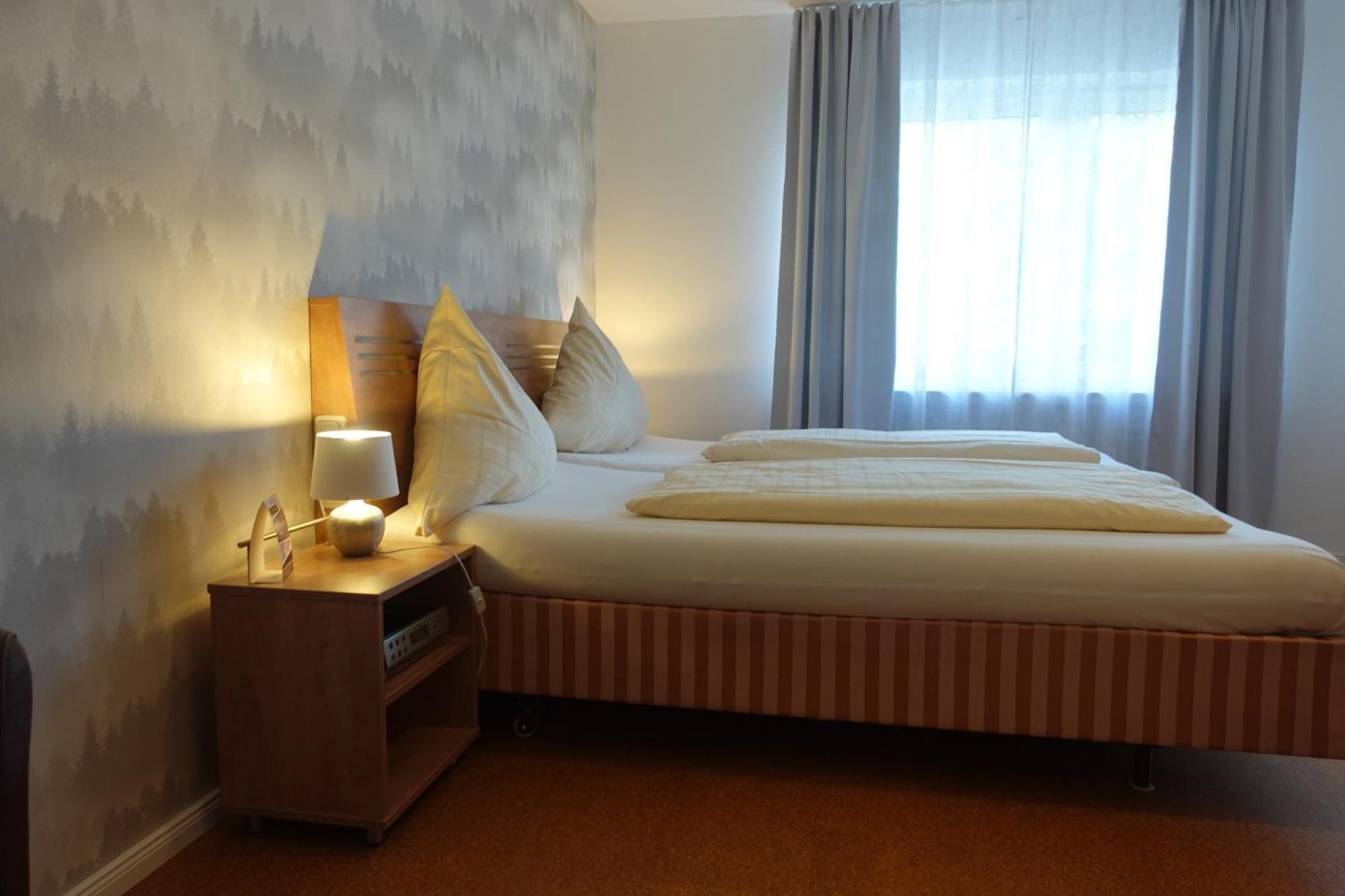 Hotel Berghof Wasserkuppe & Gaestehaus Fuldaquelle Gersfeld Room photo