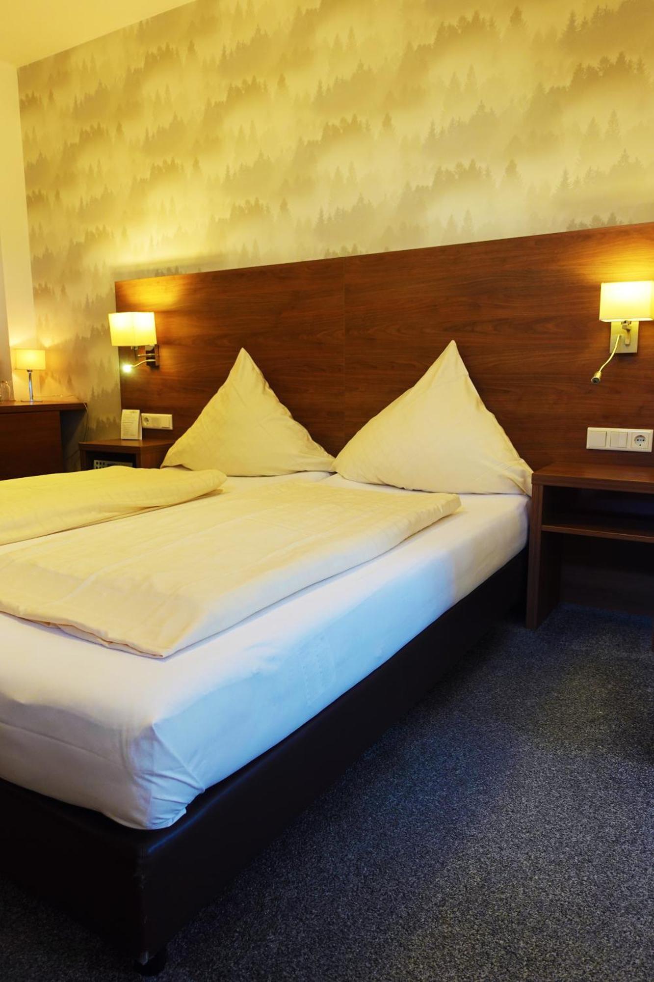 Hotel Berghof Wasserkuppe & Gaestehaus Fuldaquelle Gersfeld Room photo