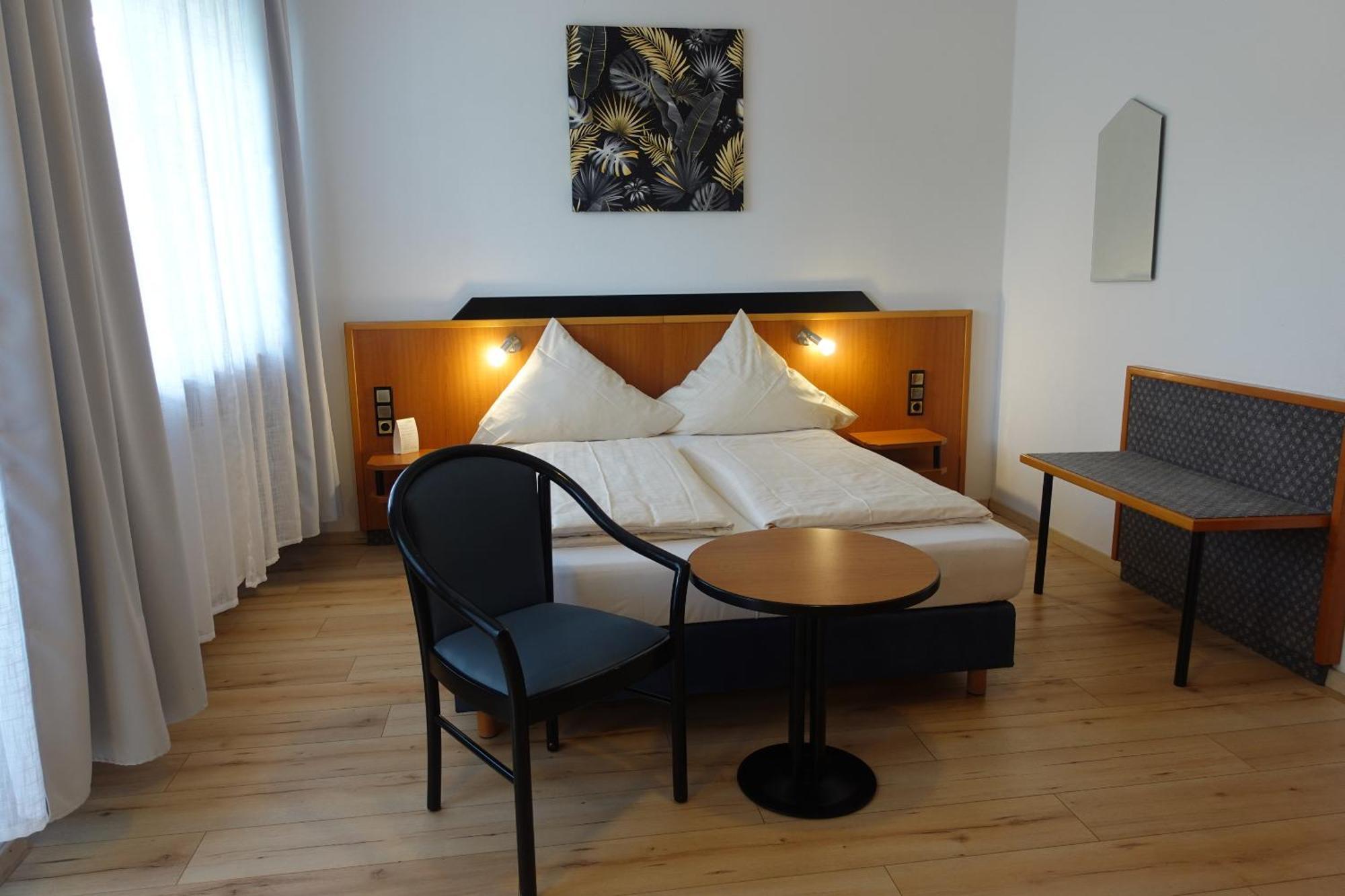 Hotel Berghof Wasserkuppe & Gaestehaus Fuldaquelle Gersfeld Room photo